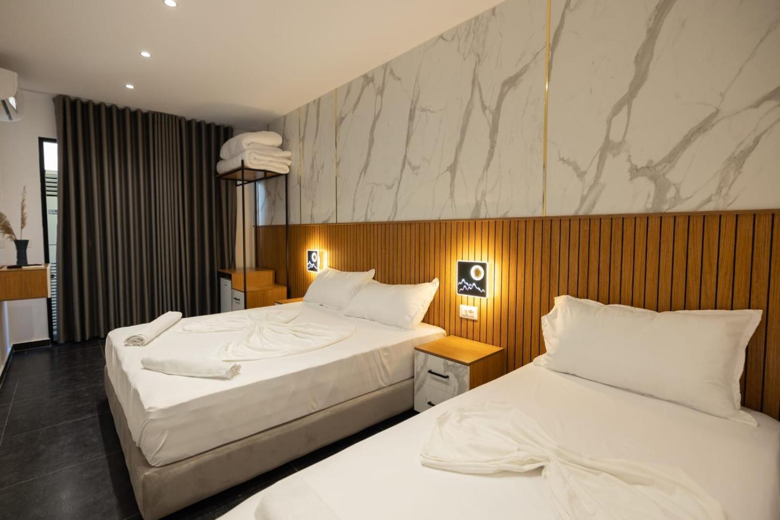 Aglon Twin'S Hotel Vlora Kültér fotó