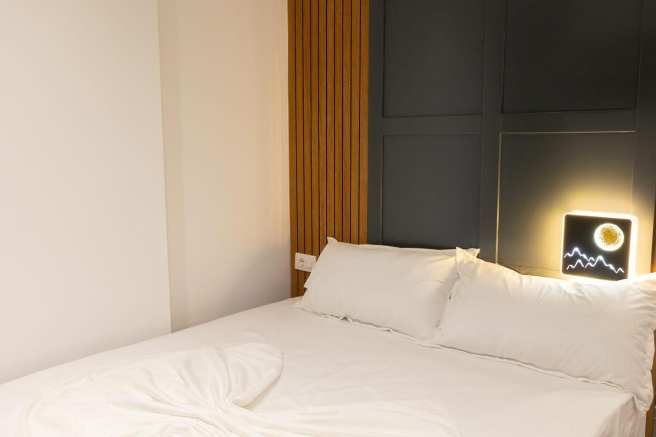 Aglon Twin'S Hotel Vlora Kültér fotó