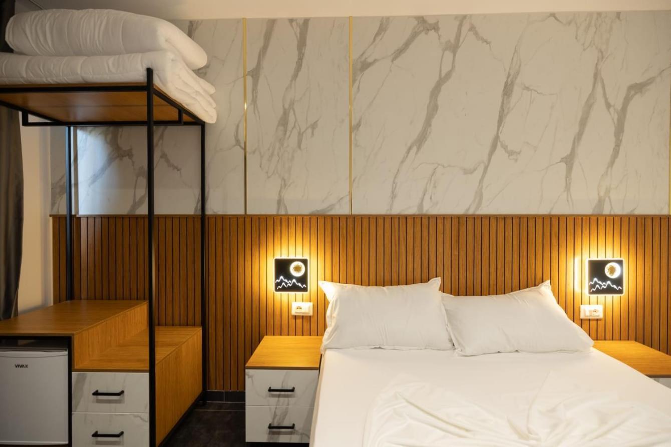 Aglon Twin'S Hotel Vlora Kültér fotó