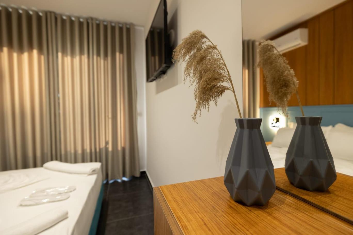 Aglon Twin'S Hotel Vlora Kültér fotó